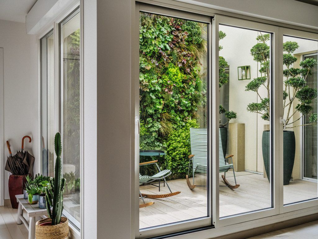 amenagement-patio-chataignier-02-paris