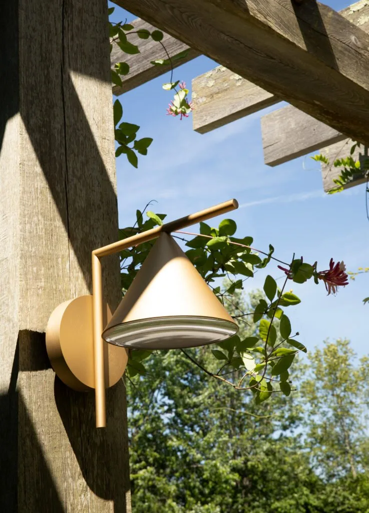 applique murale pour jardin Flos