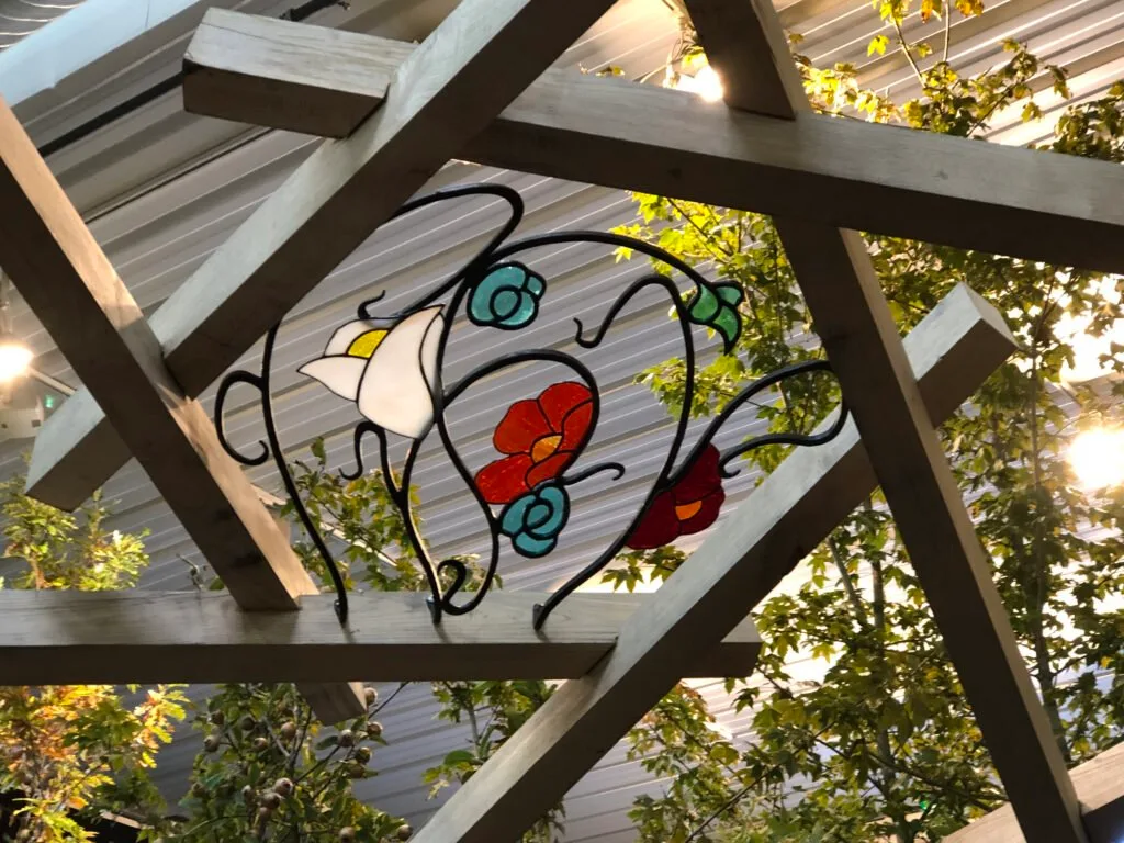 accessoires en verre et fer forgé pergola