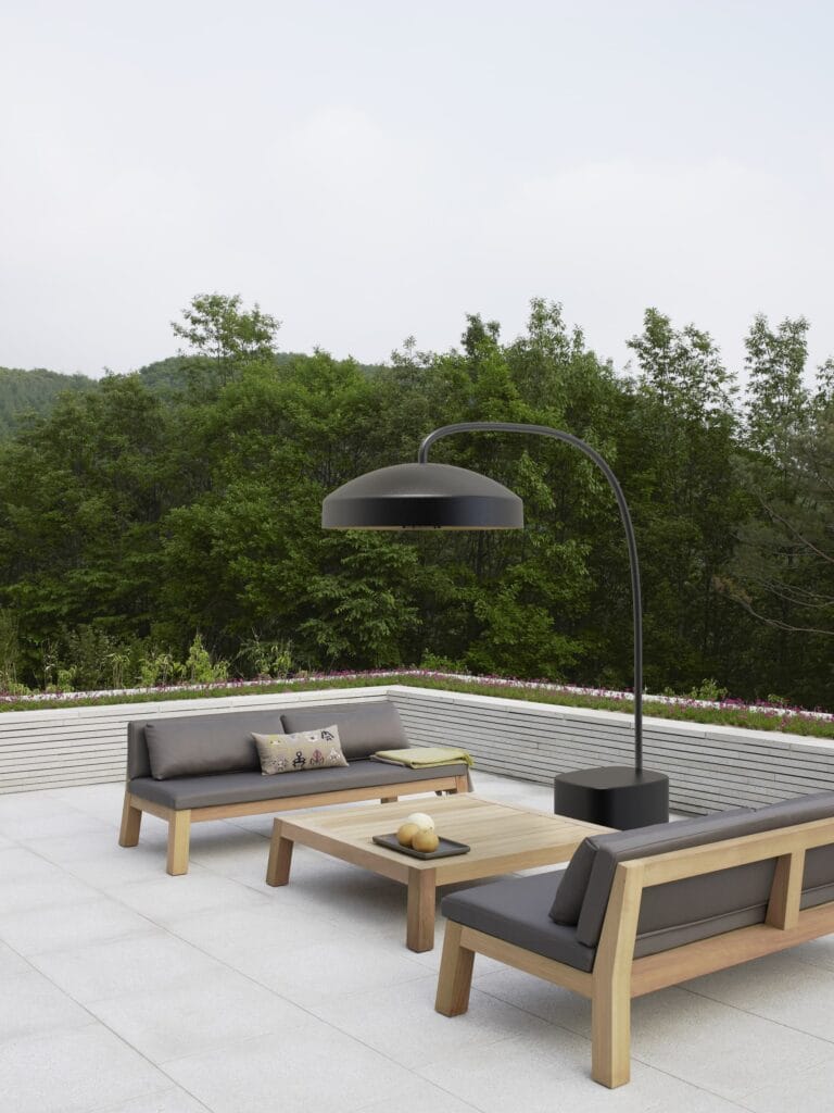 Photo d'un chauffage design sur une terrasse aménagé