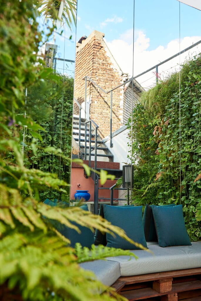 Aménagement extérieur petit patio - optimisation niveaux et perspectives
